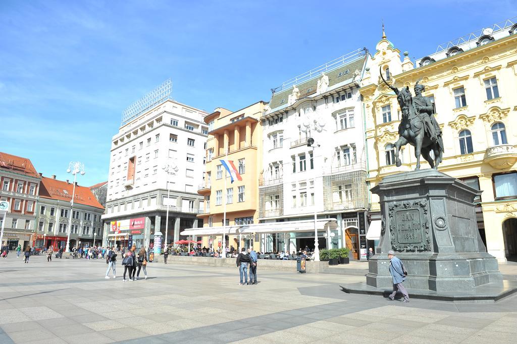 Main Square Residence Zagreb Buitenkant foto
