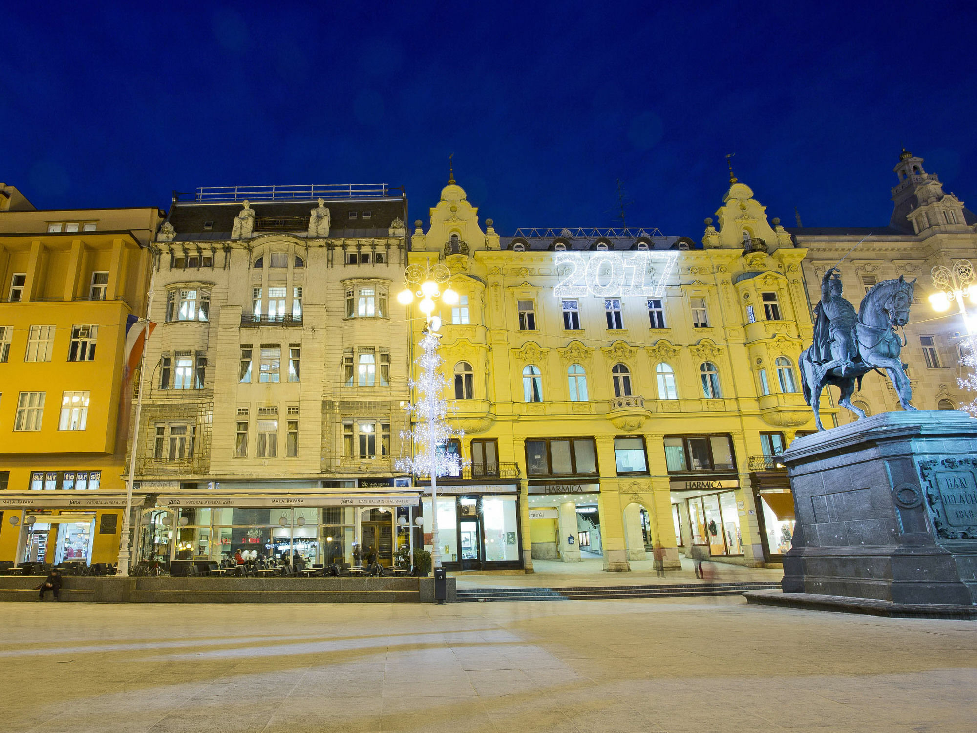 Main Square Residence Zagreb Buitenkant foto